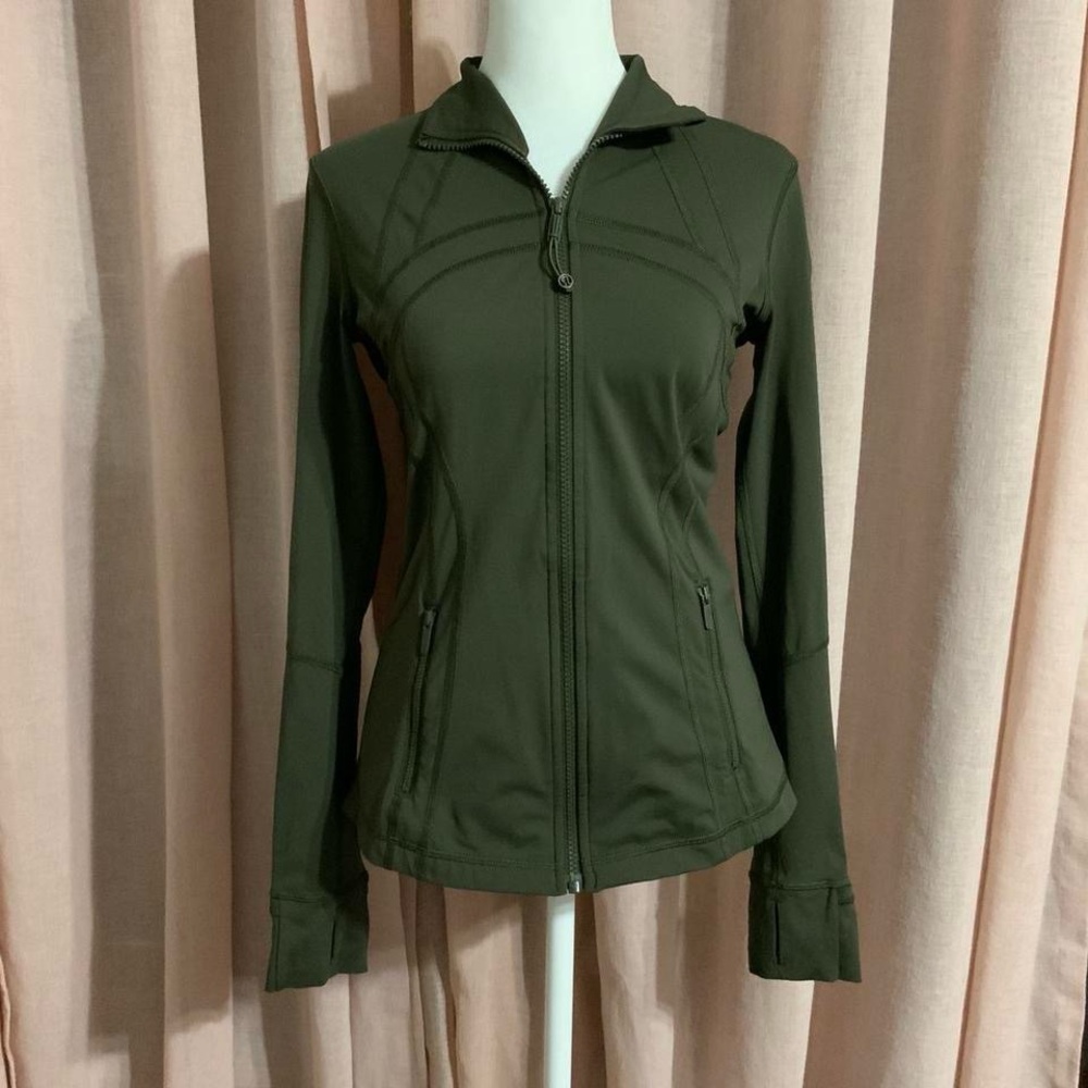 Lululemon Dark Green Nulu Jacket, - Picture 3 of 6
